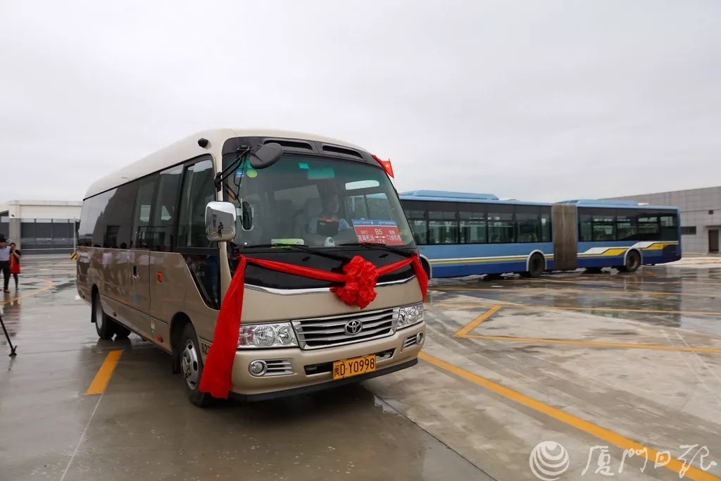 Xiamen BRT launches new services: One stop and two lines