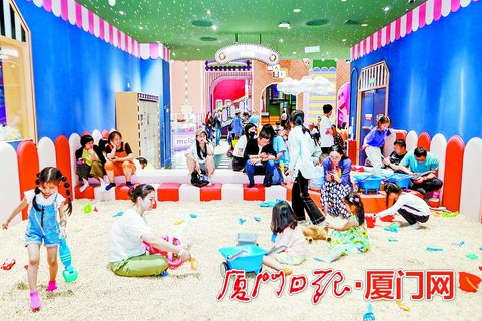 Xiamen to construct 15-min living circles in 10 communities